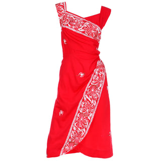 Rare 1950s Peggy Wood Honolulu Vintage Red Sarong Tropical Dress