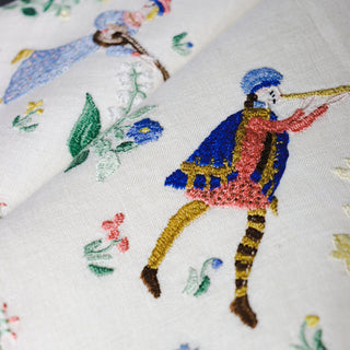 16 piece Rare Countess Rapisardi Medieval Musicians Embroidered Placemat Napkin Set
