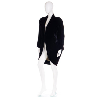 1980s Karen Okada Vintage Black Velvet Coat w Gold Lame Lining One Size