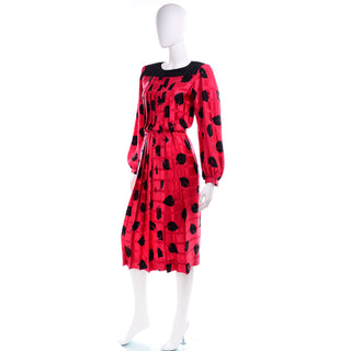 1980s Albert Nipon Vintage Red and Black Print Dress with black yoke