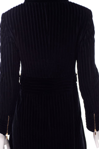 Carolina Herrera Black Ribbed Velvet Zip Front Coat Sz 4