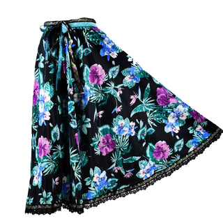 1980s Giorgio di Sant'angelo Skirt in Black Cotton Floral Print w Sequins I Magnin
