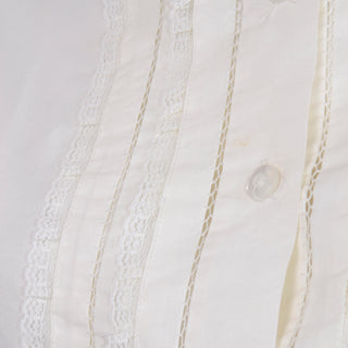 Lace trimmed vintage 1950s white cotton Jean Kelly blouse