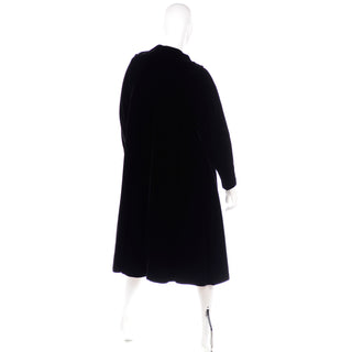 Vintage 1950s Migrim Black Velvet Evening Coat W Pink Satin Lining Raglan sleeves