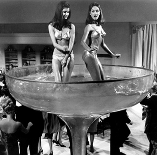 Vintage Musings about New Year's Eve and Dropping the Ball of Fun