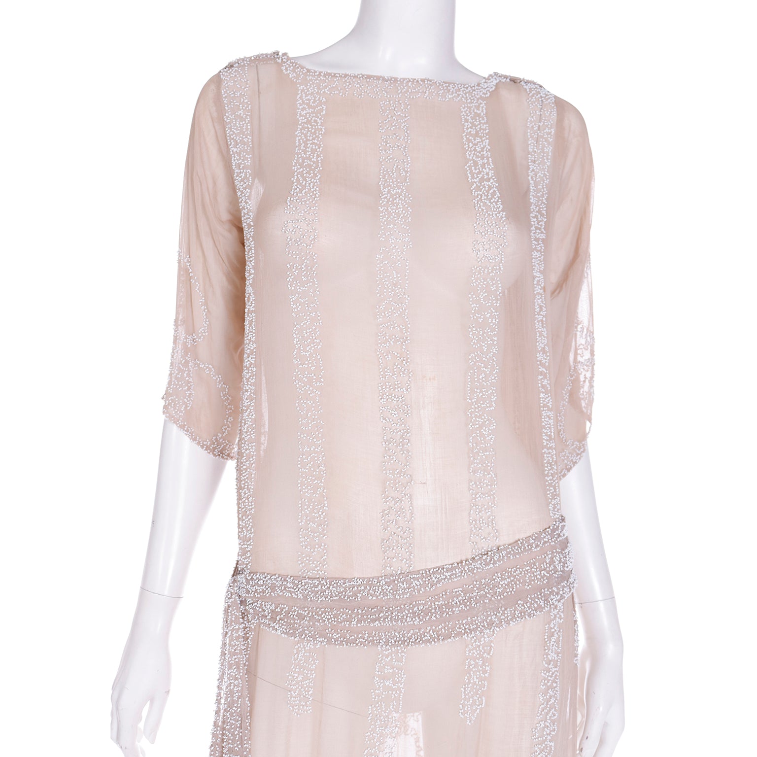 1920s Nude Sand Silk White Beaded Flapper Dress w Beaded Belt Modig 1920s Nude Sand Silk White Beaded Flapper Dress w Beaded Belt Modig