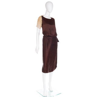 1920s Vintage Brown Pleated Silk Dress with Lace Sleeves and Lace back