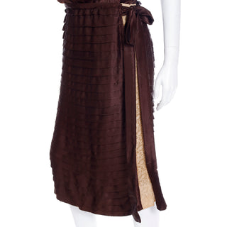 1920s Vintage Brown Pleated Silk Dress with Lace Sleeves with Insert Lace at Side