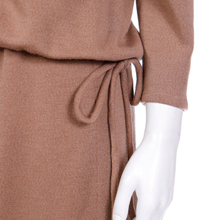 1970s Bill Blass Vintage Camel Brown Knit 2pc Day Dress Outfit with Drawstring