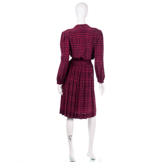 1980s Vintage 100% Silk Dark Pink & Black Houndstooth 2 pc Day Dress Outfit 