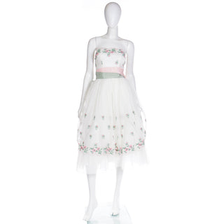 1950s Emma Domb Vintage White Party Dress w Pink Roses & green Leaves