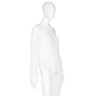 2000s Oscar de la Renta Ivory Silk Blouse w Ruffled Sleeves Size M