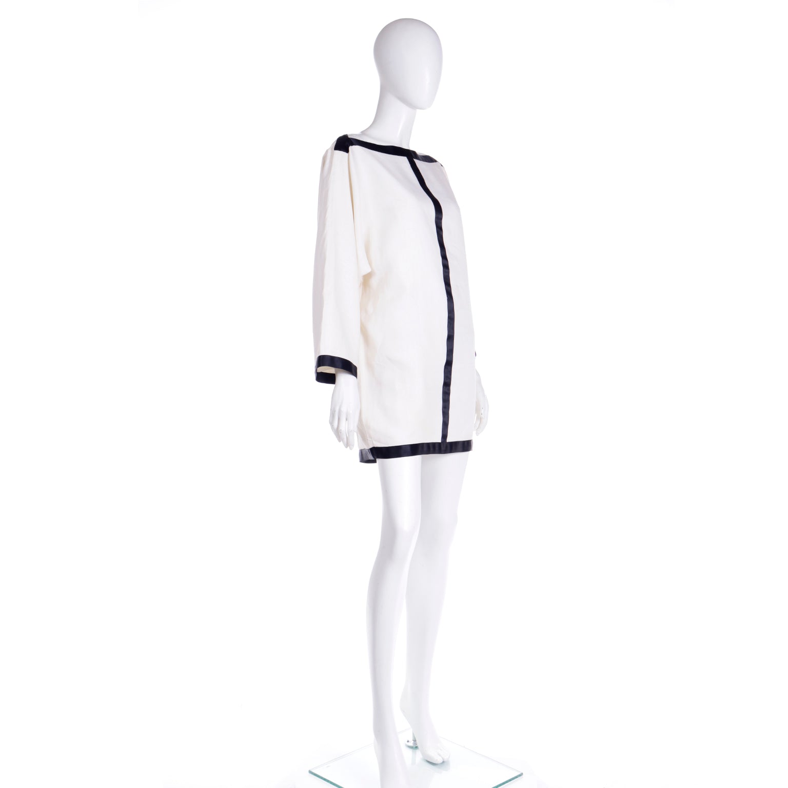 S/S 1990 Isaac Mizrahi White Linen Dress with Black Silk Trim S/S 1990 Isaac Mizrahi White Linen Dress with Black Silk Trim