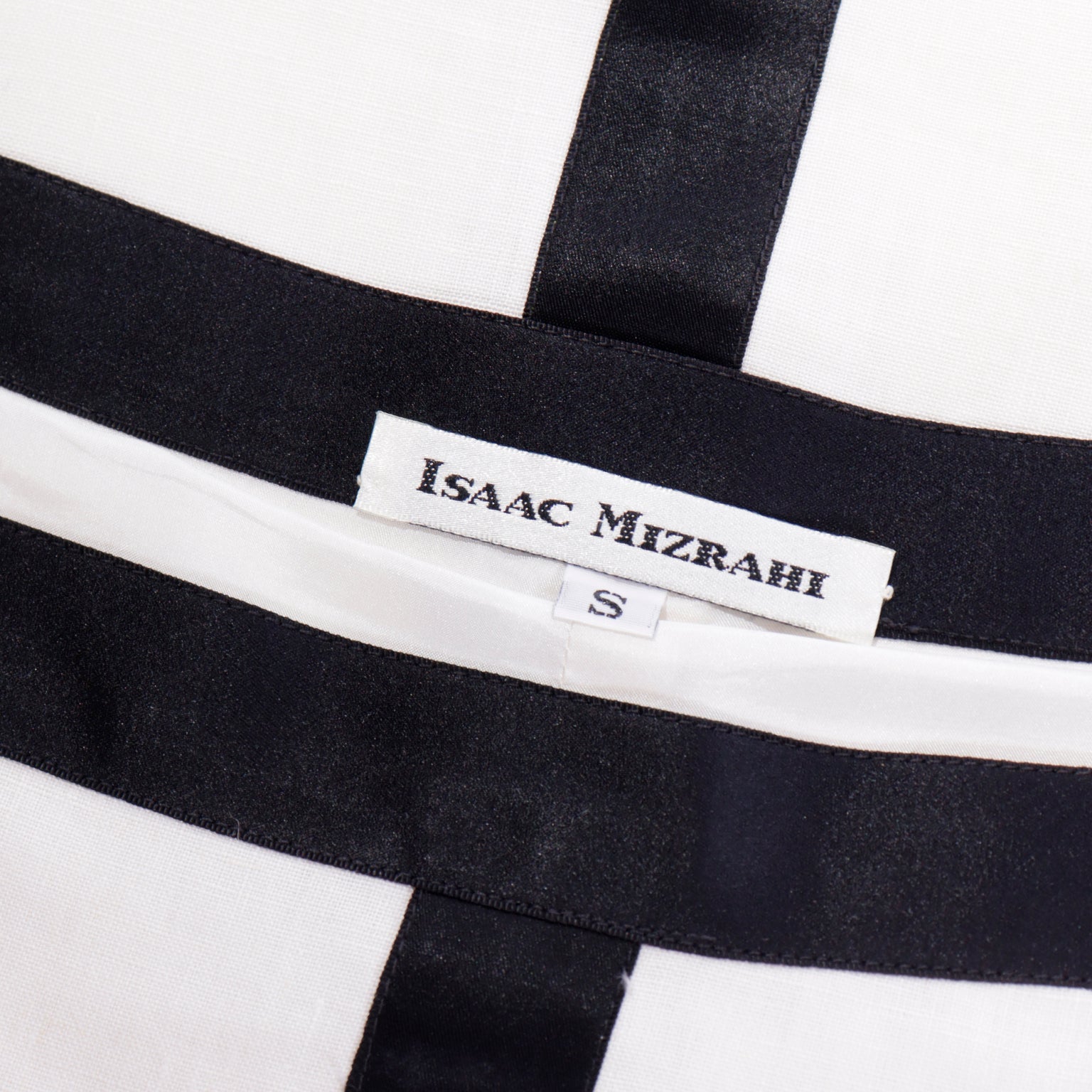 S/S 1990 Isaac Mizrahi White Linen Dress with Black Silk Trim S/S 1990 Isaac Mizrahi White Linen Dress with Black Silk Trim