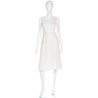 Vintage 1970s Carlye Ivory & Cream Linen Lace Sleeveless Dress