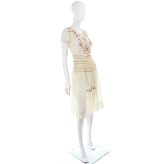 1920s Hungarian Peasant Embroidered Cream Cotton Dress w Smock Pleating