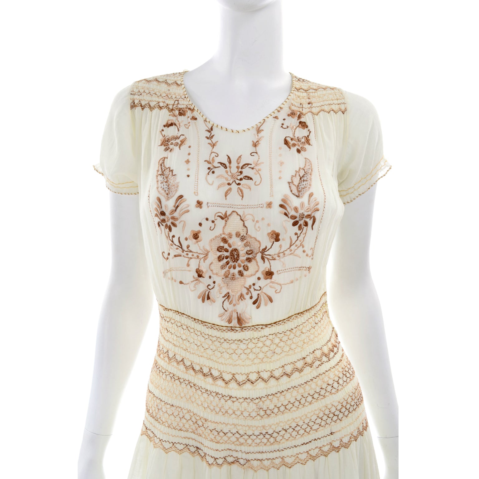 1920s Hungarian Peasant Embroidered Cream Cotton Dress w Smock Pleatin Modig 1920s Hungarian Peasant Embroidered Cream Cotton Dress w Smock Pleatin Modig
