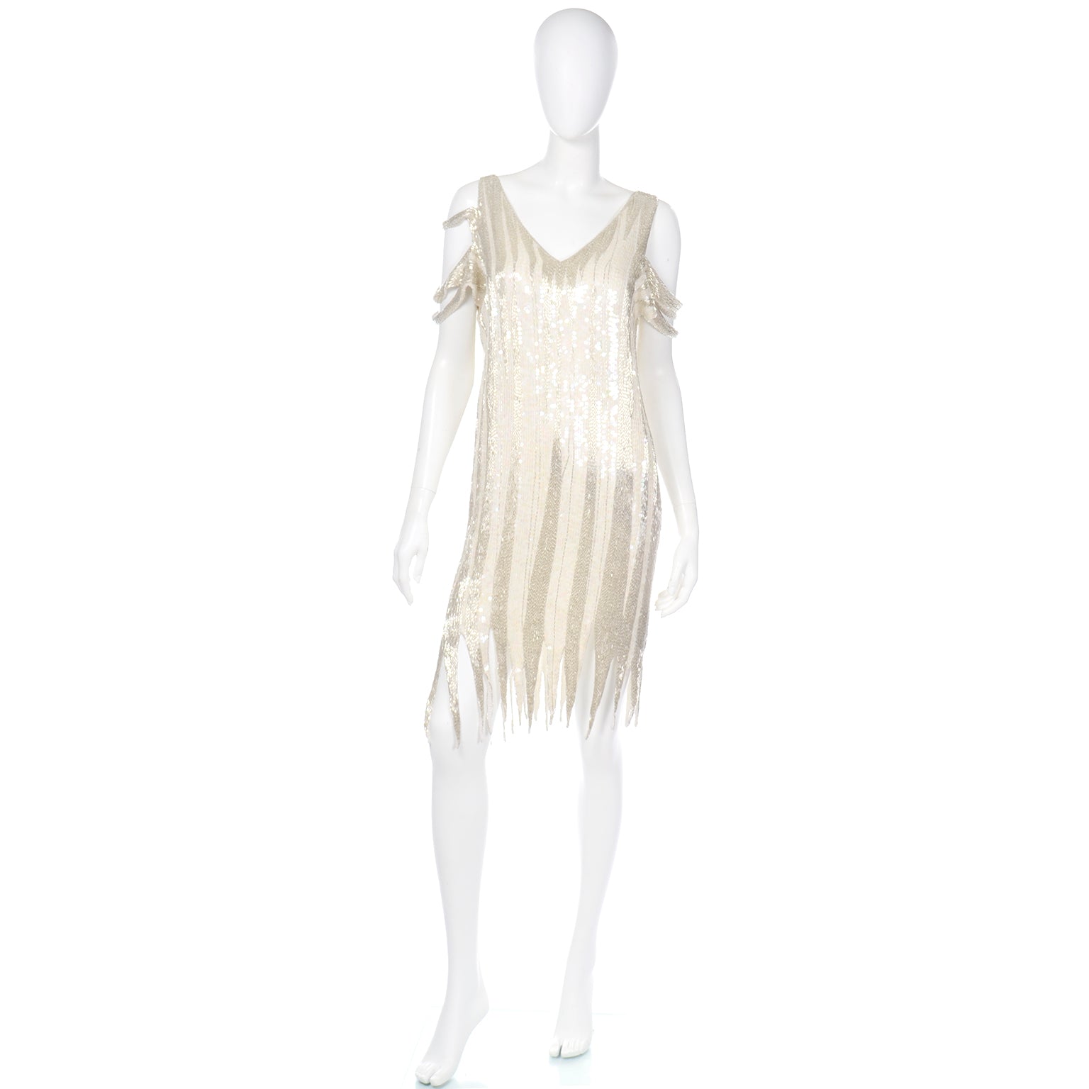 20s Flapper Inspired Sequin & Beaded Ivory & Silver Silk Evening Dress Modig 20s Flapper Inspired Sequin & Beaded Ivory & Silver Silk Evening Dress Modig
