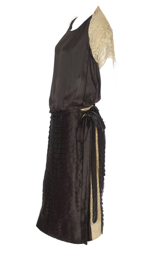 1920s Dress in Brown Silk with Lace Trim