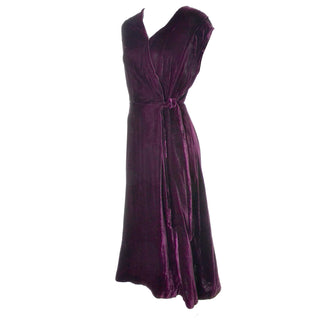 1930s Vintage Burgundy Silk Velvet Dress Size Extra Large