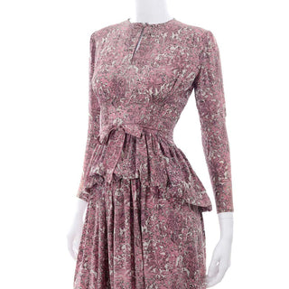 1940s Novelty Toile Print Mauve Pink Vintage Dress w Peplum belt