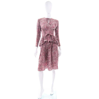 1940s Pink Toile Novelty Print Vintage Dress