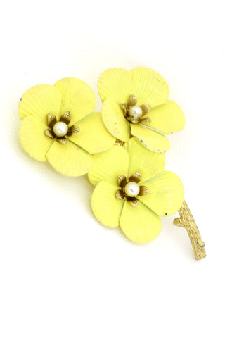 Sarah Coventry Yellow Flower Brooch