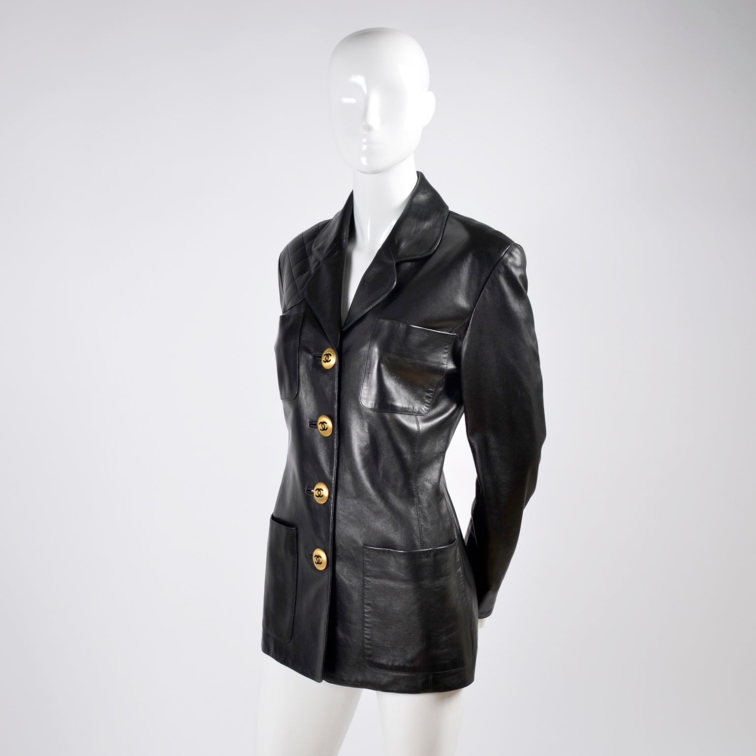 vintage chanel jacket 40