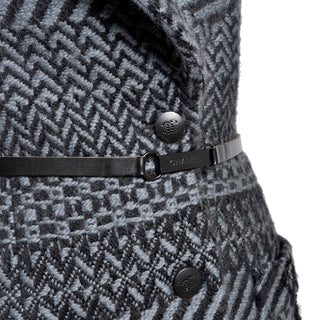 As new FW 2000 Chanel vintage Gray Black Pattern Blazer Jacket