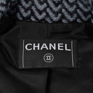 FW 2000 Chanel vintage Gray Black Pattern Blazer Jacket authentic