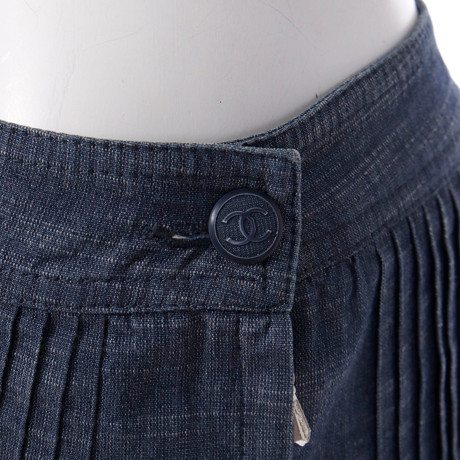 Vintage Chanel 99P, 1999 Spring Denim Blue Jeans Pants Trousers FR 38