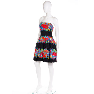 1980s Vintage AJ Bari Strapless Tropical Print Dress above knee