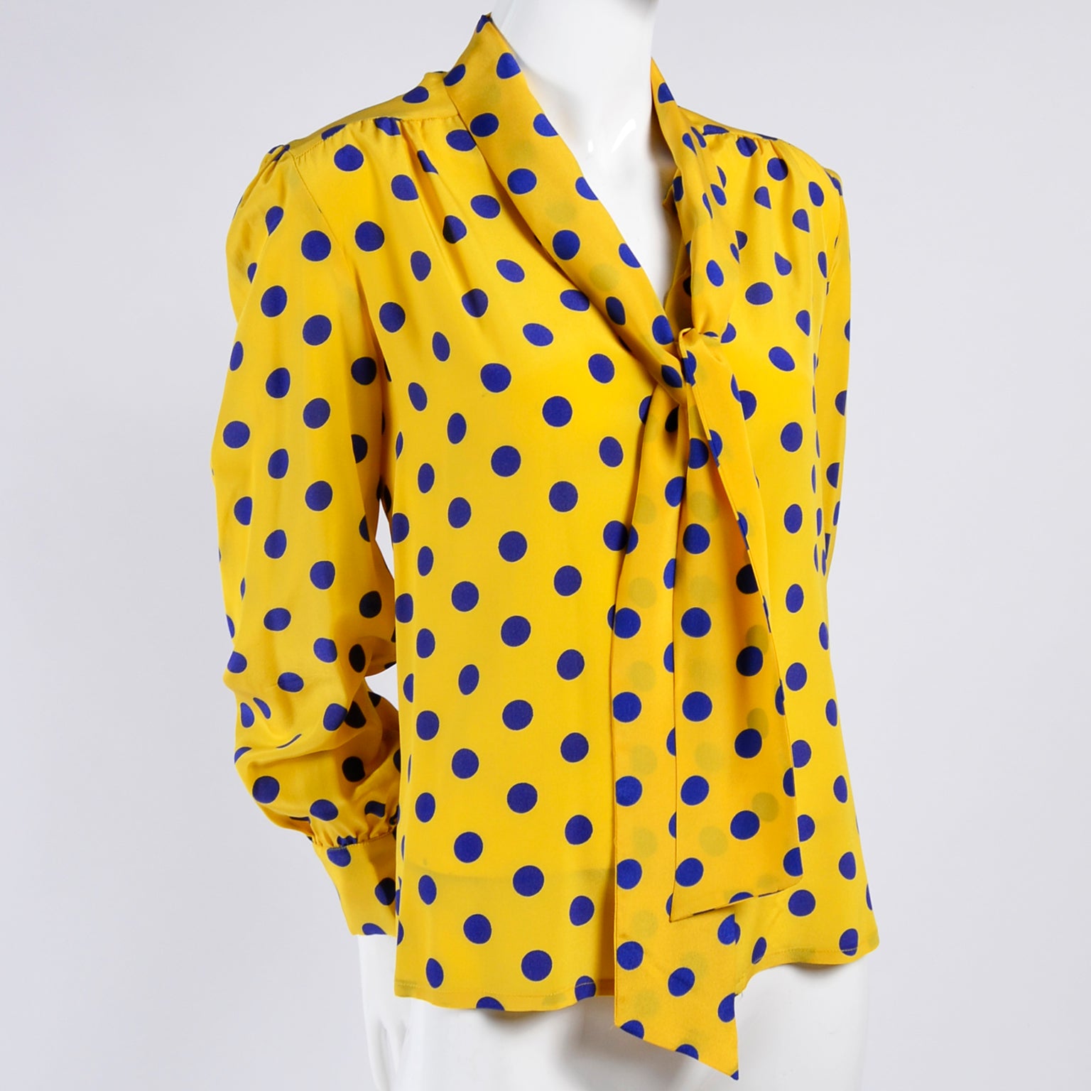 Vintage Yellow Silk Adolfo Blouse With Blue Polka Dots – Modig