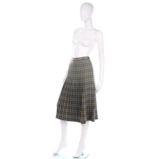 1960s Aljean Fine Tailoring Green Plaid Pleated Skirt