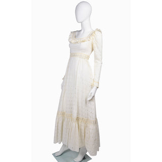 Bianchi Vintage Ivory Eyelet Boho Victorian Style Wedding Dress 