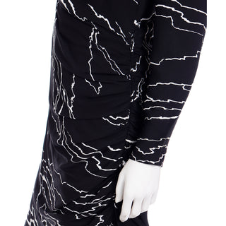 1980s Bill Blass Full Length Vintage Black Dress w/ White Abstract Print Medium