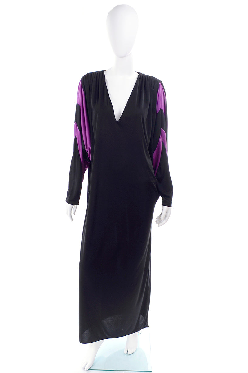 1980s Bill Tice Vintage Black & Purple Jersey Dress W Batwing Sleeves Modig 1980s Bill Tice Vintage Black & Purple Jersey Dress W Batwing Sleeves Modig