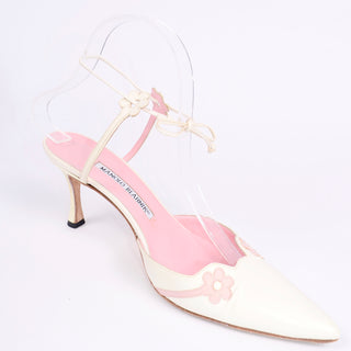 Manolo Blahnik Vintage Ivory Ankle Strap Shoes With Pink Flowers low heels