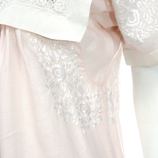Vintage Pink Linen Dress With White Lace and White Embroidery