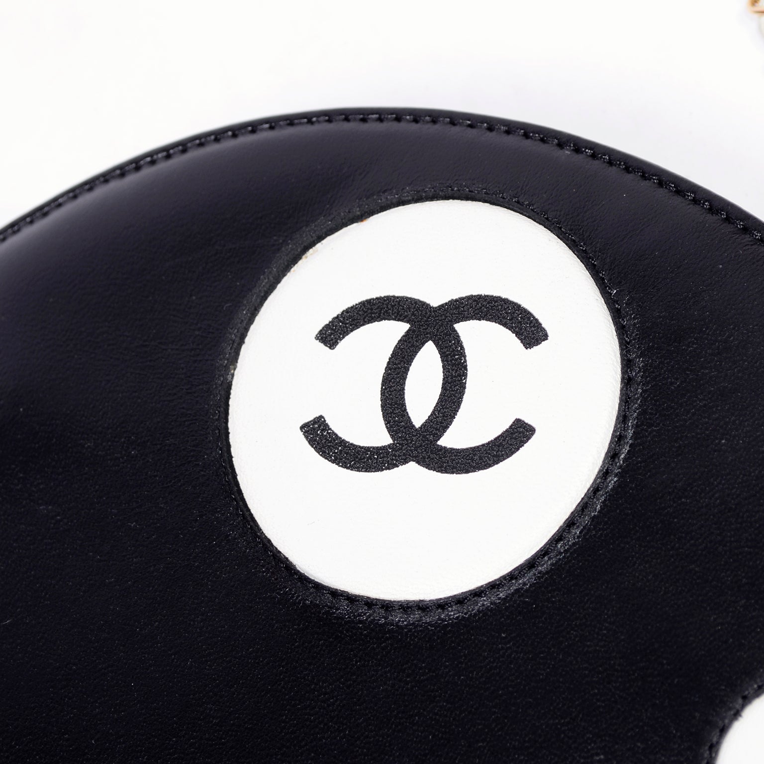 Black & White Leather Chanel Disk Handbag Circular Clutch Shoulder Bag –  Modig