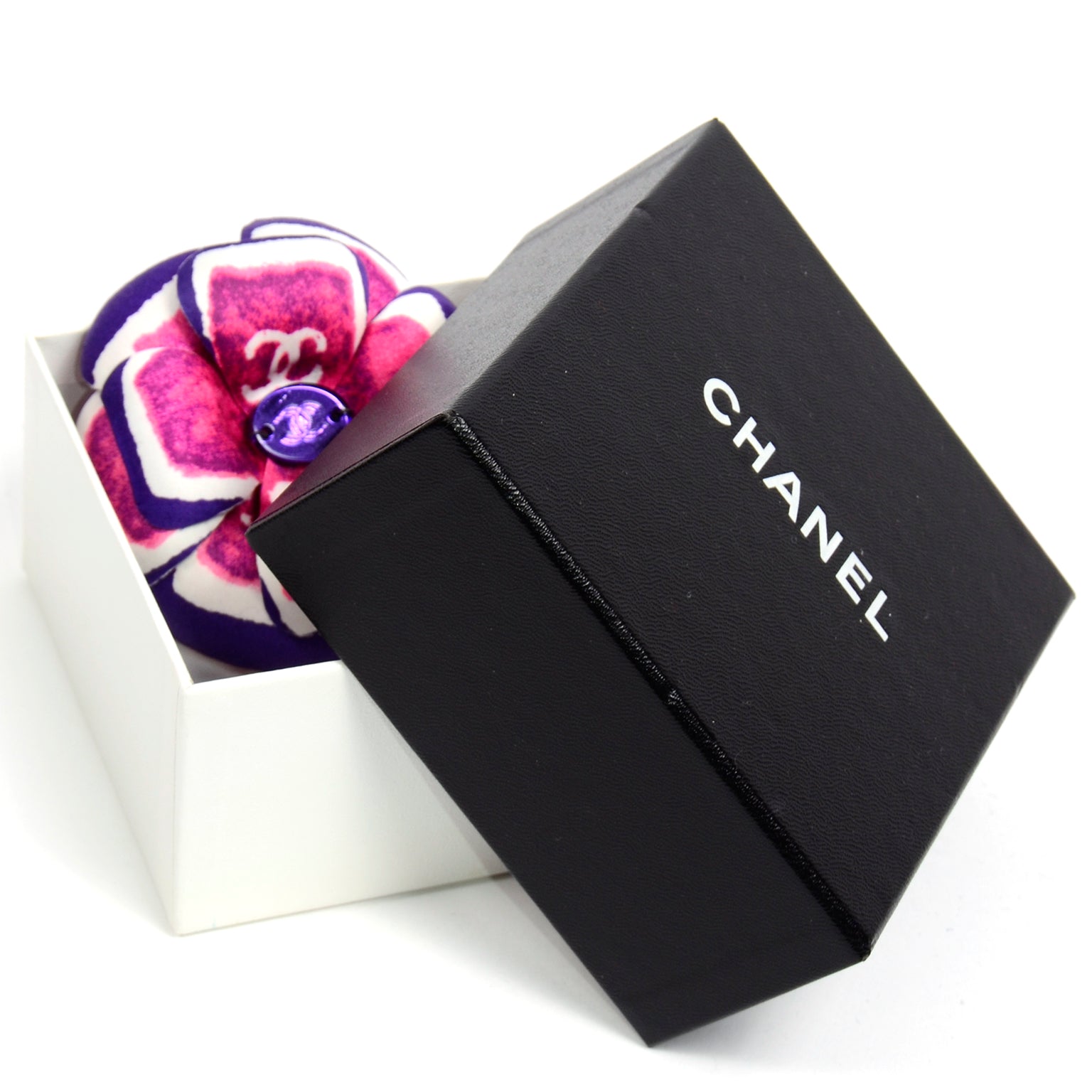 Chanel Vintage - Fabric Camellia Brooch - Red - Brooch Chanel - Luxury High  Quality - Avvenice