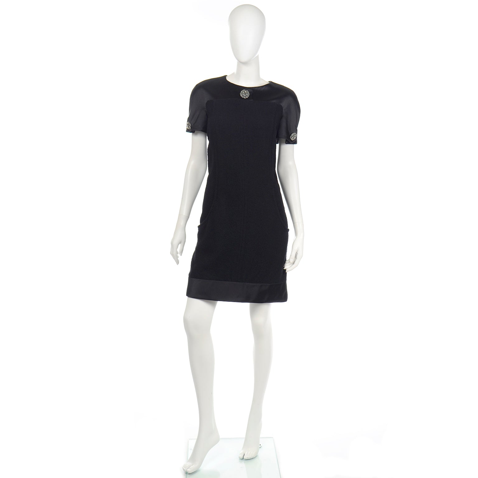 Wool mid-length dress Chanel Black size 36 FR in Wool - 31348785