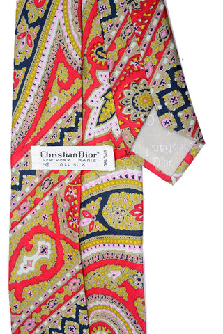 1970s Christian Dior Red Seamless Pattern Silk Wide Kipper Men's Necktie