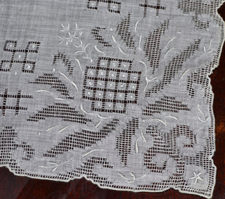 Vintage Pulled Thread Embroidered Bridal Wedding Handkerchief MINT - Dressing Vintage