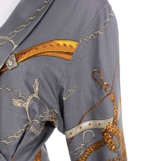 Donna Ricco New York Gray & Gold Vintage Novelty Belt Print Wrap Dress