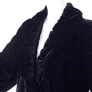 Vintage 1910s Black Velvet Evening Coat W/ Gathered Collar & Puff Sleeves