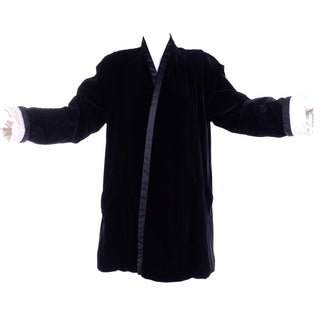 1990s Escada Couture Black Velvet Evening Coat W/ Quilted Silk Ivory Lining Excellent