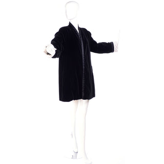 1990s Escada Couture Black Velvet Evening Coat W/ Quilted Silk Ivory Lining Margaretha Ley