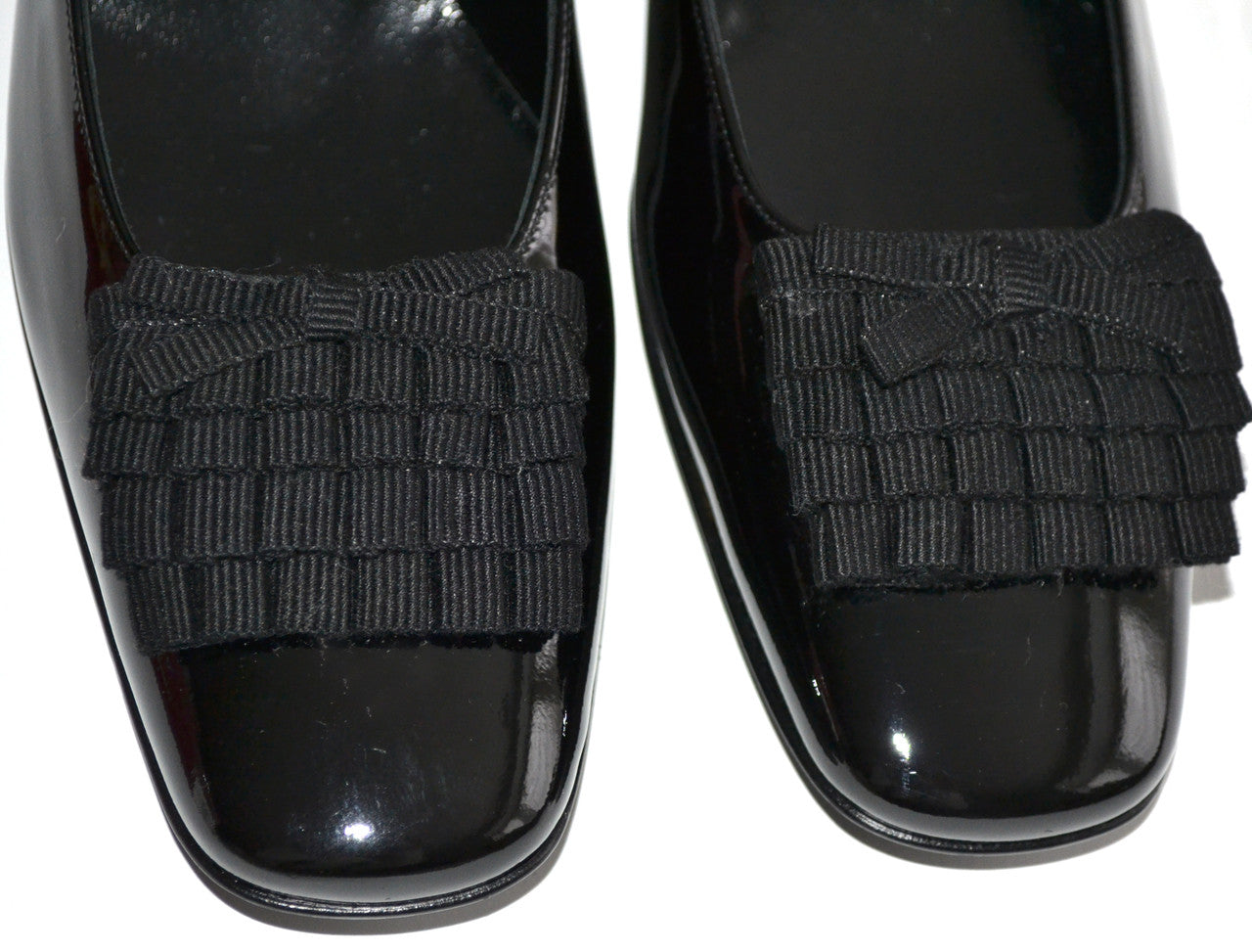 Salvatore Ferragamo shoes NEW in box black patent leather ruffled bows 8.5  – Modig