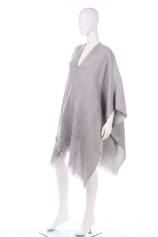 Vintage Lightweight Gray Wool Poncho Cape Style Wrap With Fringe